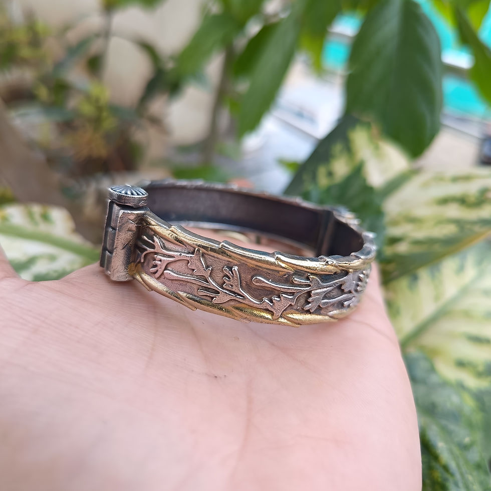Thumbnail: Dual Tone Oxidised Vine Design Openable Kada Bangles