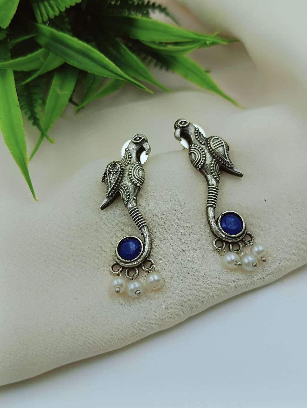 Silver Lookalike Parrot earrings