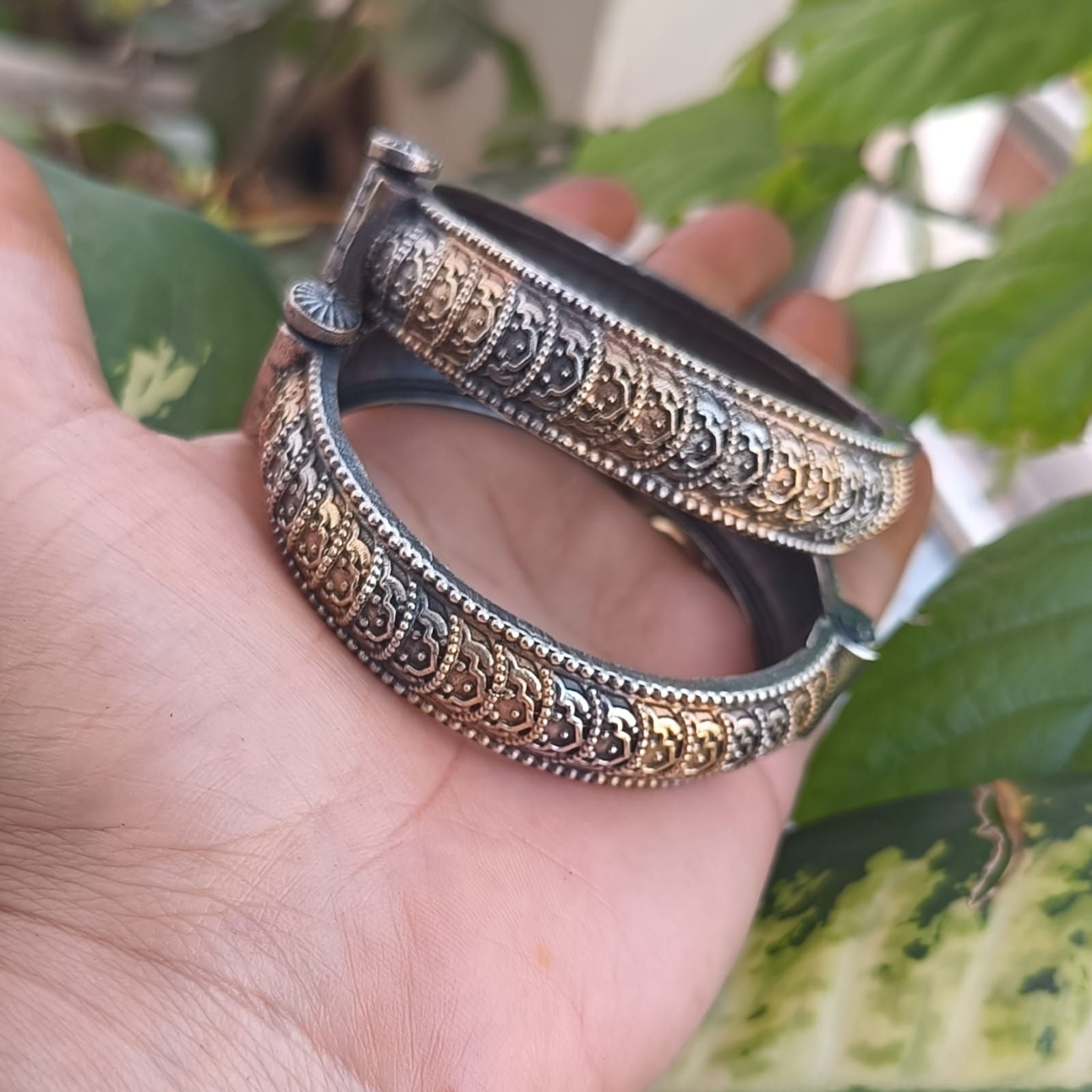 Oxidised Silver Dual-Tone Engraved Kada Bangles (Screw Openable)