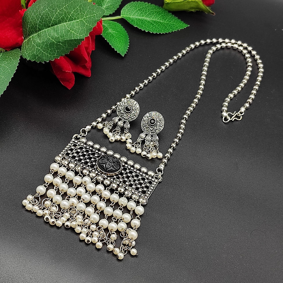 Thumbnail: Monalisa Engeving Stone Necklace Set With Earrings