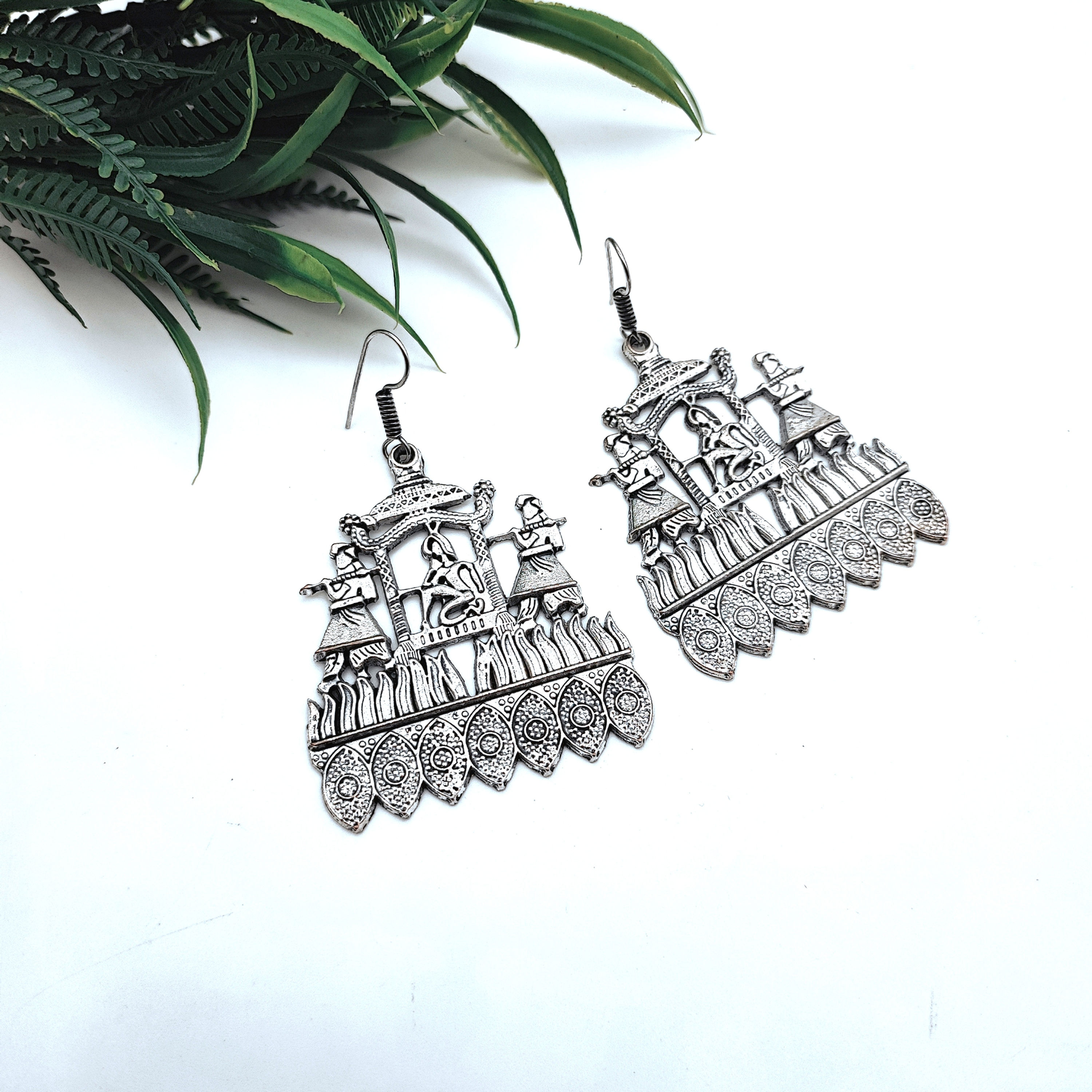 Oxidized Light Weight Palicki Earrings