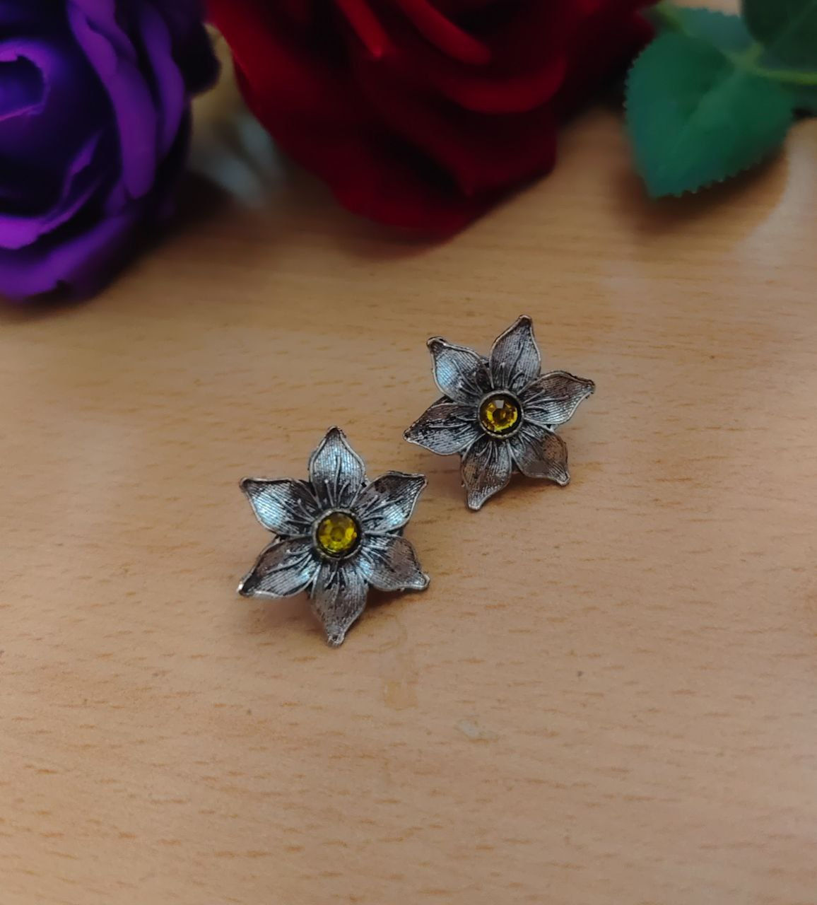 Oxidised Silver Stylish Flower Stone Stud Earrings
