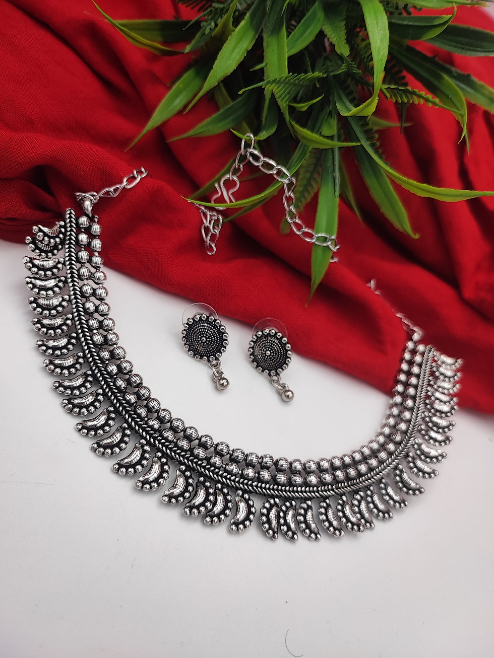 Oxidized Silver Choker Necklace With Earrings