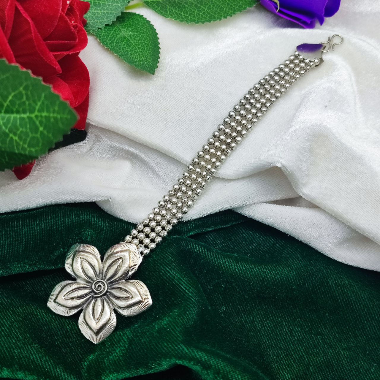 Oxidized Flower Mangtika