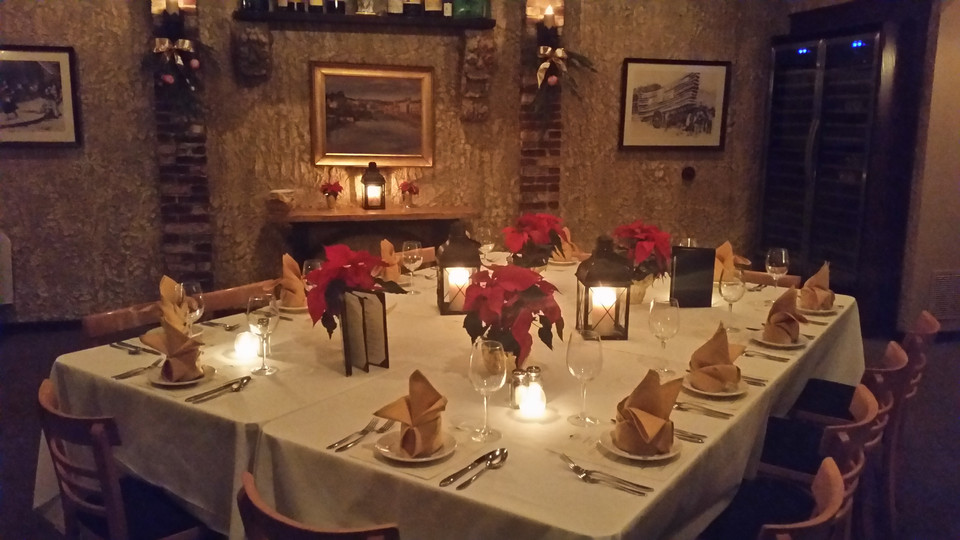 Private dining accomodations