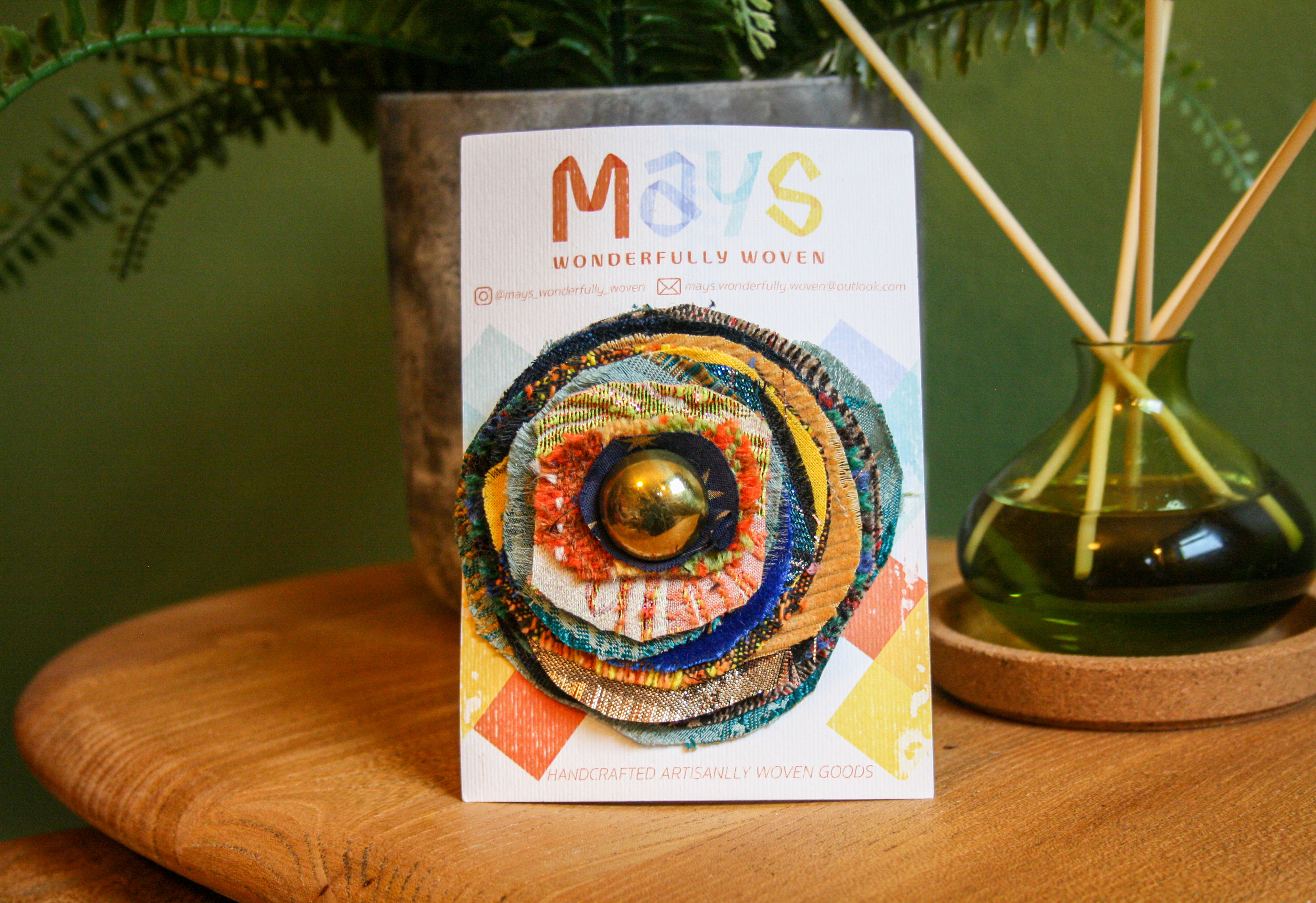 Hand-woven Rosette Brooch Poppy