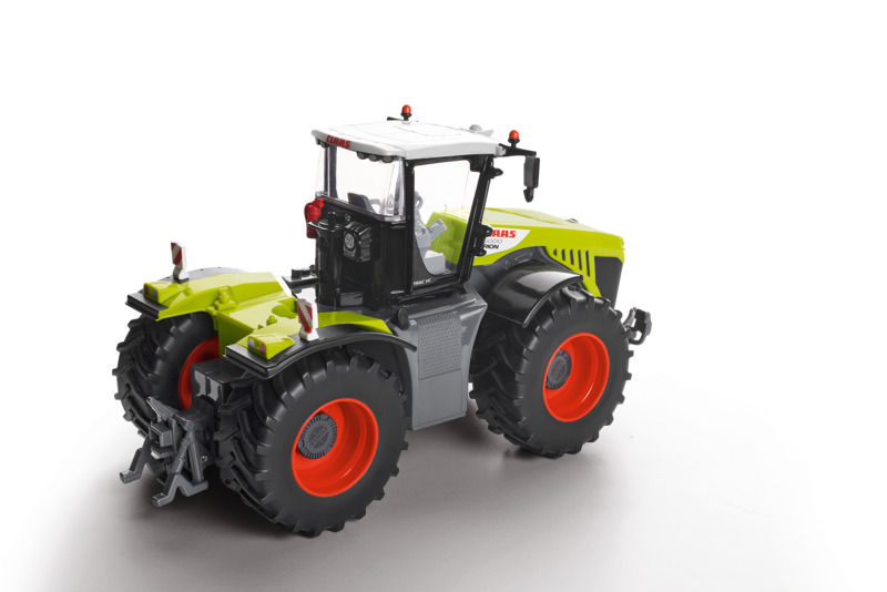 Thumbnail: Claas Xerion 5000 TRAC VC 1:32 model tractor from the rear