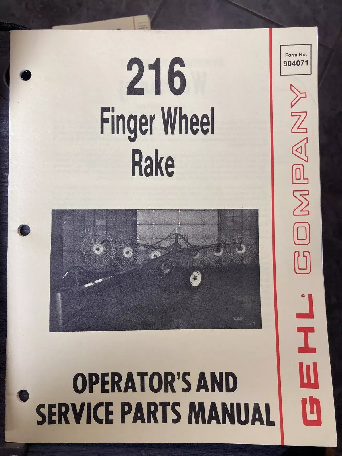 904071 - GEHL 216 OPERATOR & PARTS MANUAL