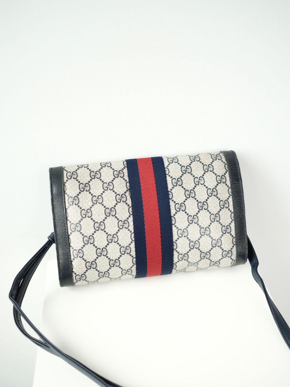 縮圖：Gucci - 25cm Navy Monogram Pouch with Strap (Vintage)