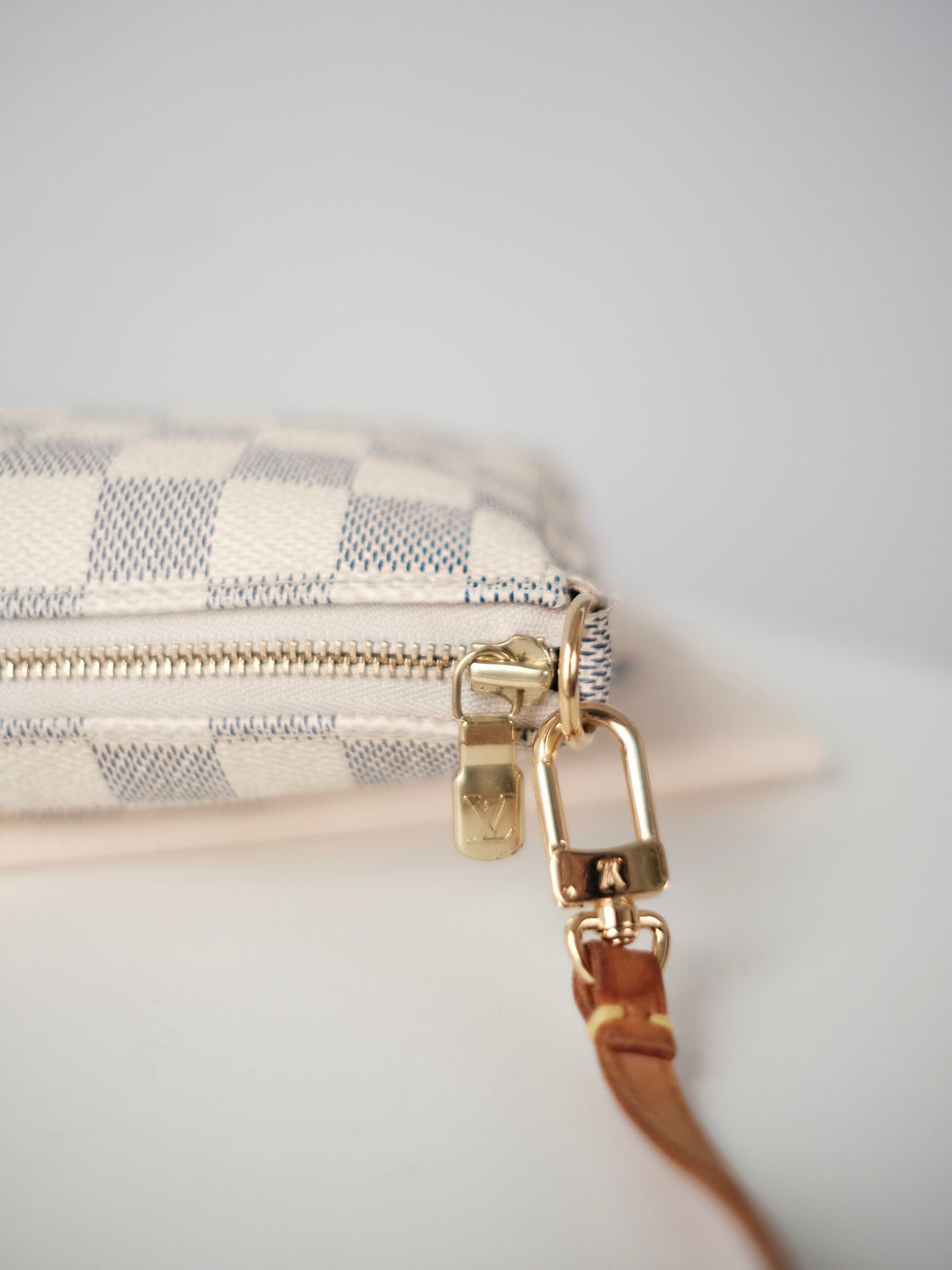 Thumbnail: Louis Vuitton - Damier Azur Pochette with Dust Bag (Vintage from 2008)