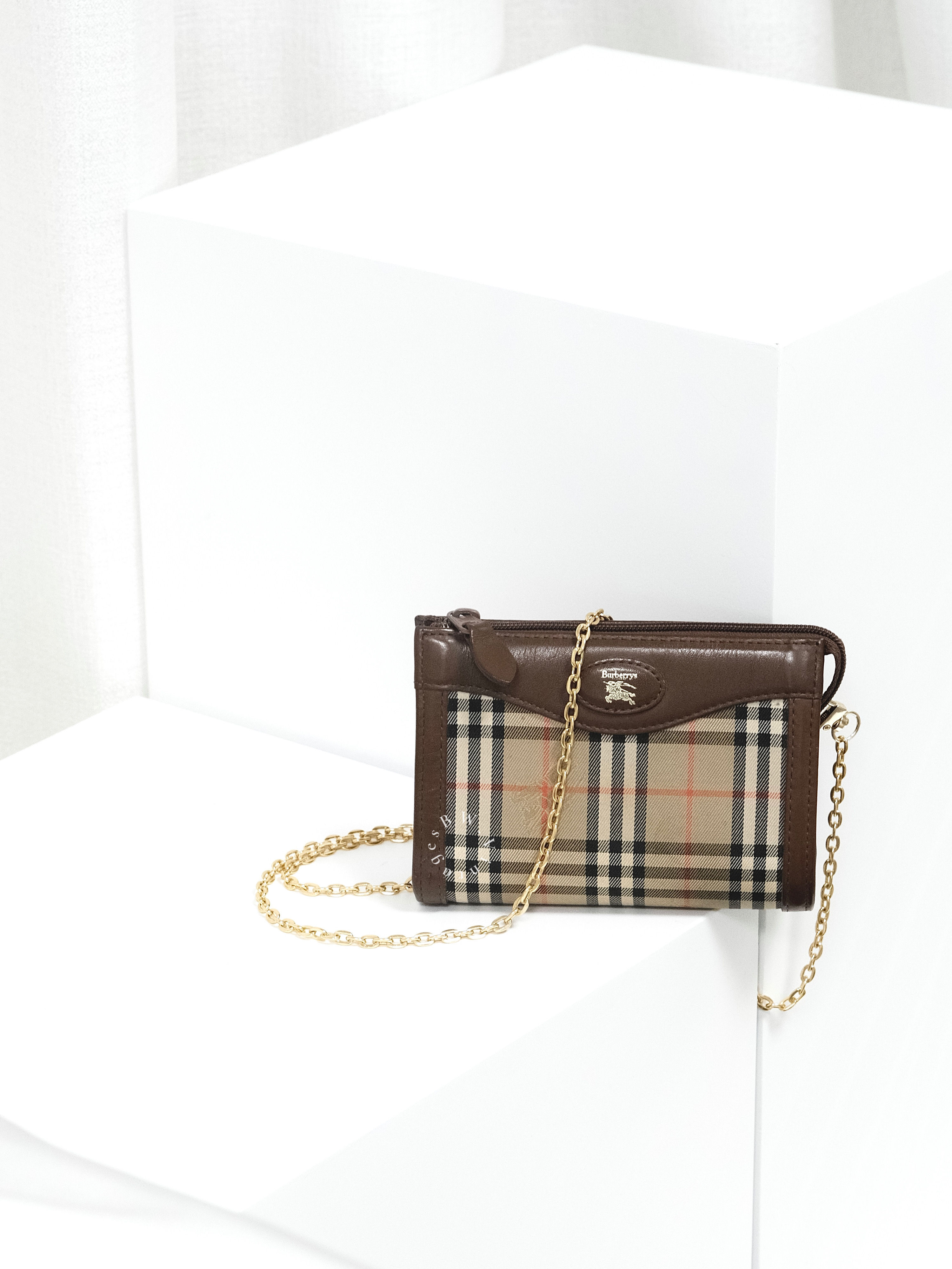 Burberry - Mini Pouch with Chain (Vintage from 1990s)