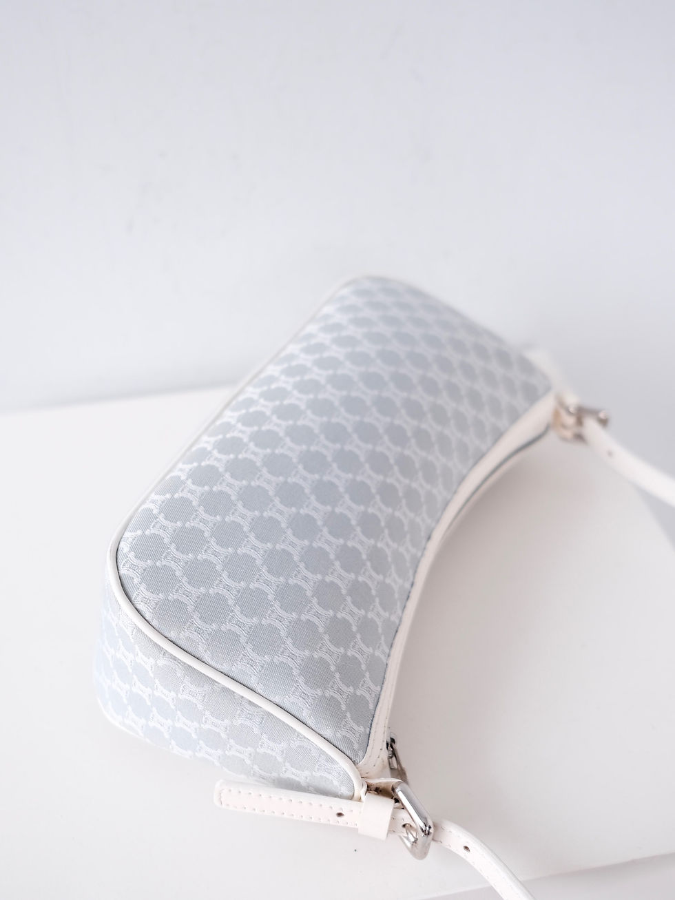 縮圖：Celine - Baby Blue Macadam Canvas Shoulderbag (Vintage)