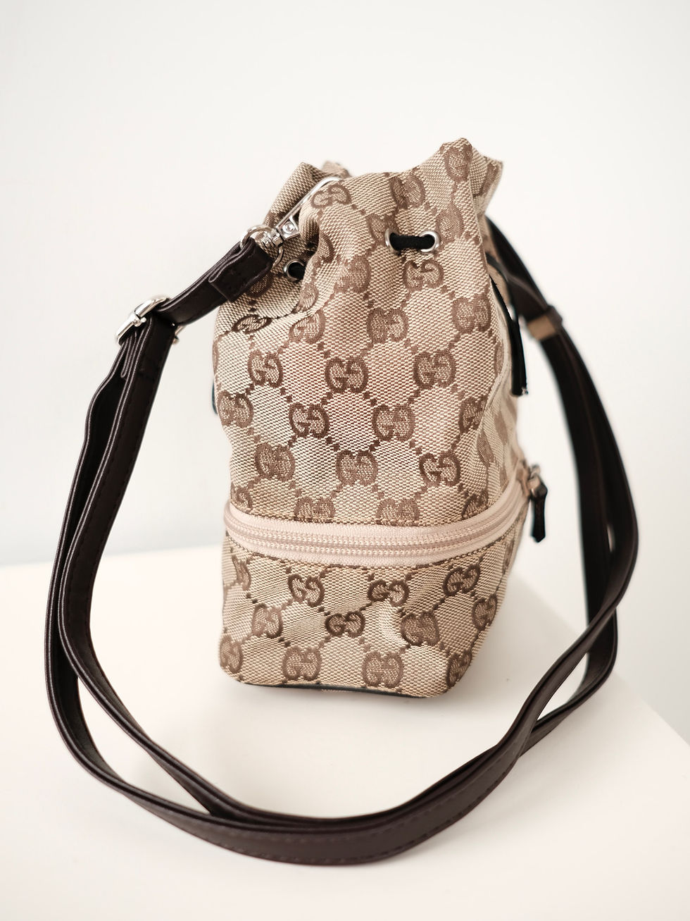 Thumbnail: Gucci - Brown Monogram Double Layers Bucket Bag with Strap (Vintage from 1990s)