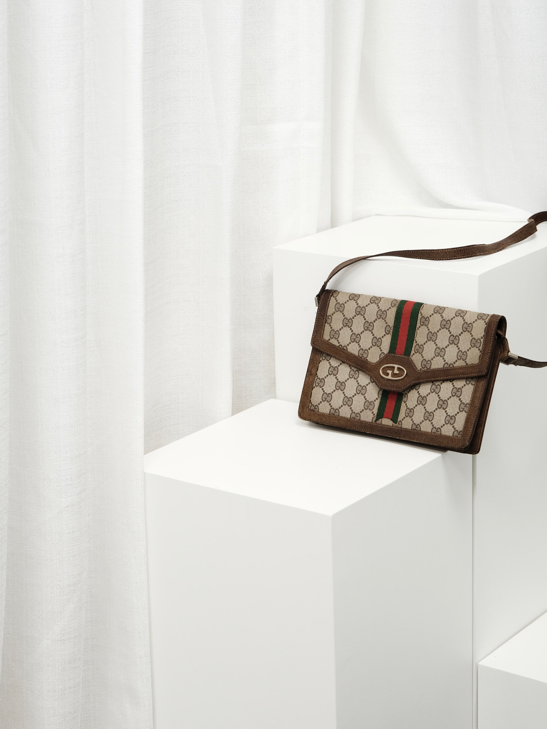 Gucci -  Brown GG Monogram 25cm Envelope with Original Strap (Vintage)