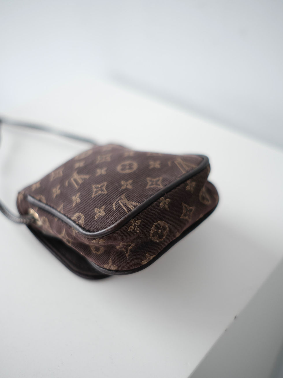 Thumbnail: Louis Vuitton - Denim Monogram Mini Crossbodybag (Vintage)