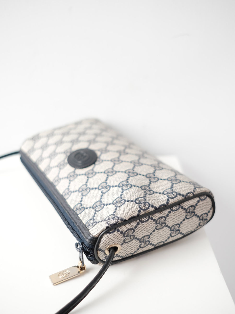 縮圖：Gucci - Navy Monogram Shoulderbag with Original Strap (Vintage from 1980s)