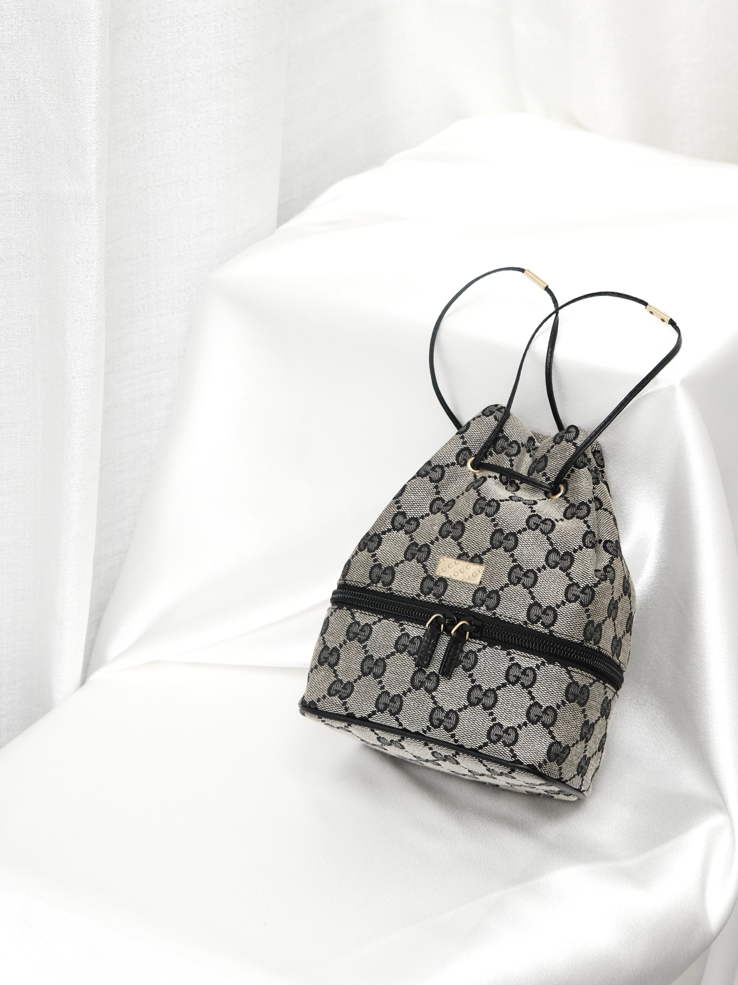 Gucci - GG Monogram Black Bucket Bag (Vintage from 1990s)