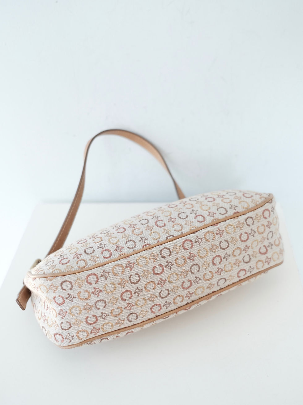 Thumbnail: Celine - Light Brown C Monogram Canvas Shoulderbag (Vintage)