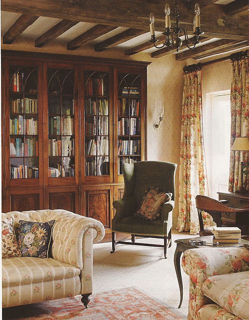5 Ideas for an English Country Inspired Living Room Decor