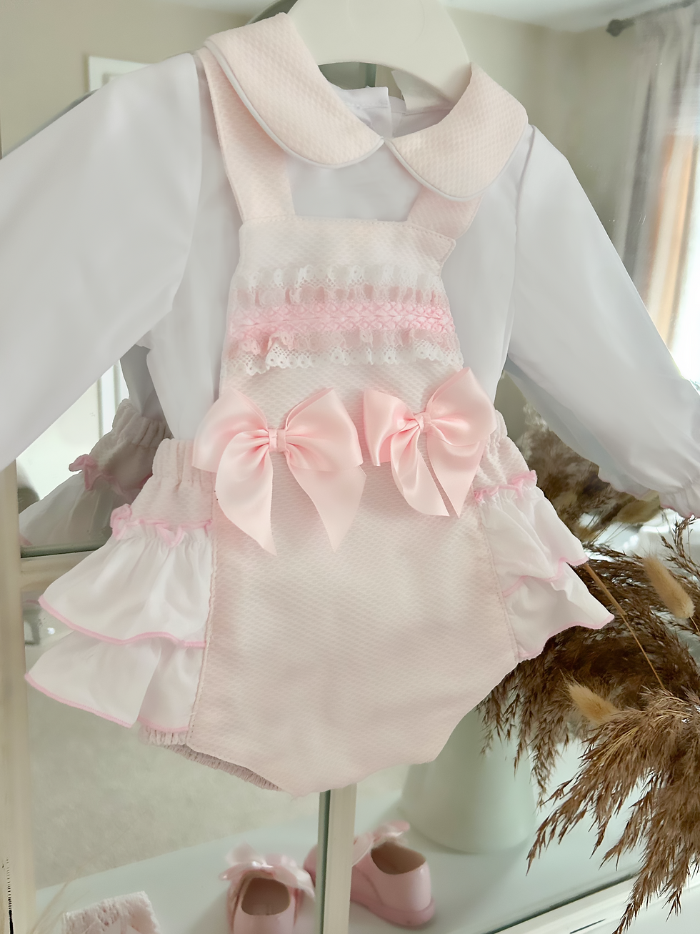 الصورة المصغرة: Girls Ruffle Bum and Bow Romper and Blouse - Baby Pink