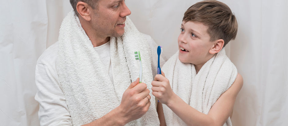 Cuidados com os Dentes de Leite: Garantindo um Sorriso Saudável para o Seu Filho