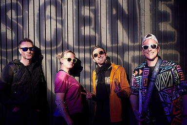 Kydam_photo_groupe _2 (1).jpg