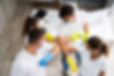 Equipe nettoyeurs professionnels