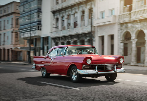 Voiture de collection rouge