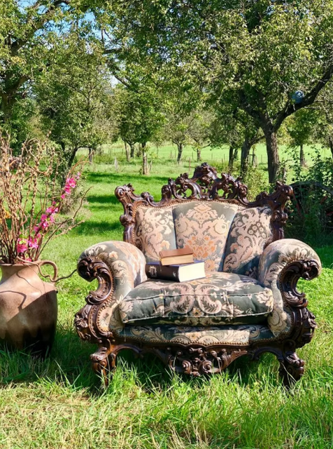 Fauteuil en tissu baroque 