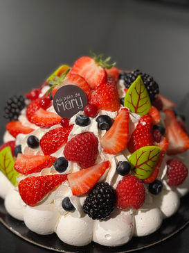 Pavlova aux fruits rouges