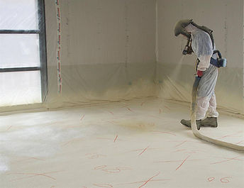 Isolation par mousse polyuréthane projeté.jpg