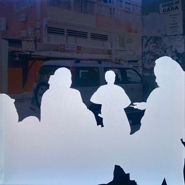 SUBTRAÍDOS #1b (essay)