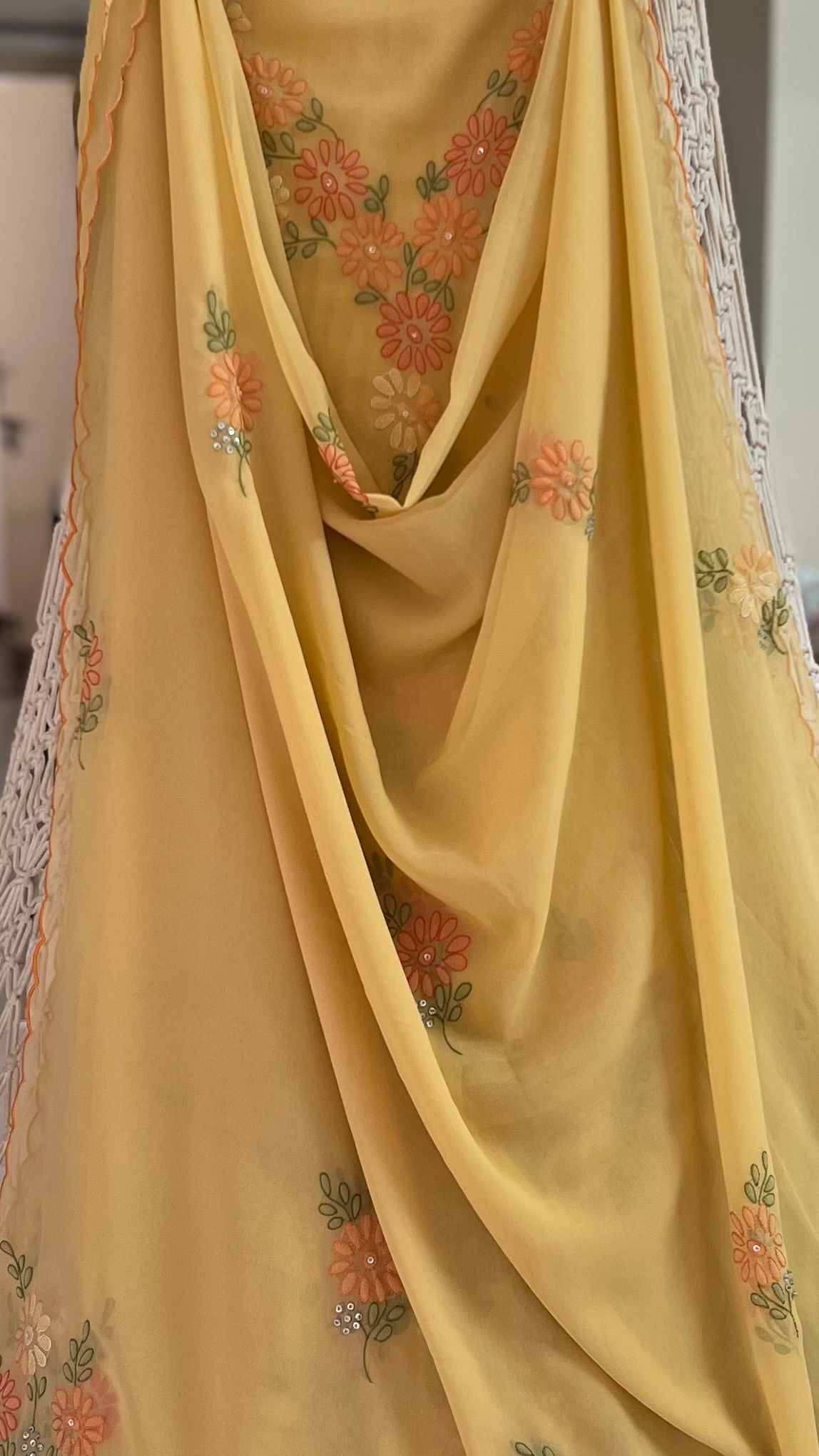 केसरिया फूल | Kesariya Phool Kurta set