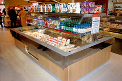 drop-in flat sneeze glass with shelf chilled