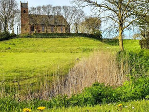 Kitty Blüm ontwerpt wenskaarten voor Informatiecentrum Hoogebeitum