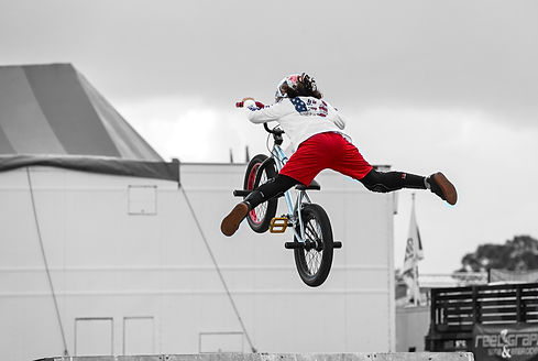 Nari BMX 18 wsuperman edit bw.jpeg