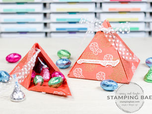 Ornately Grateful Pyramid Box & Card