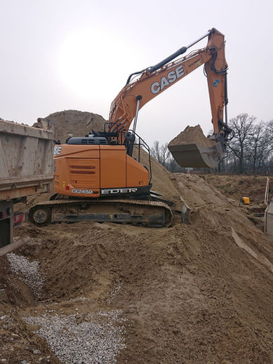 Bagger der Franz Untereichmeier GmbH