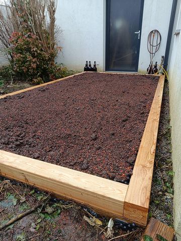 Blumenbeet angefertigt von Green Leaf Gartengestaltung in Schwechat