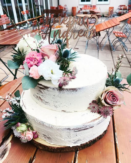 elegante Hochzeitstorte von der Konditorei Spring in Zusmarshausen