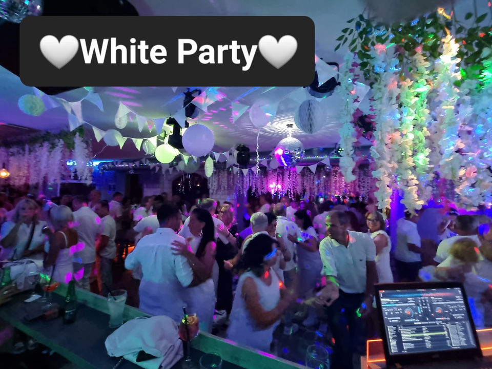 Foto von der White Party im Let‘s Dance in Bad Waltersdorf