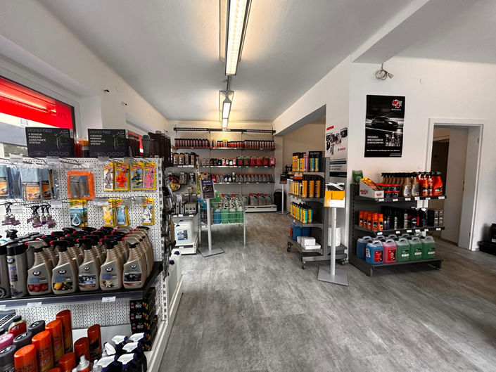 Kfz-Ersatzteile erhältlich bei der Servicepartner24 Automobilersatzteile GmbH