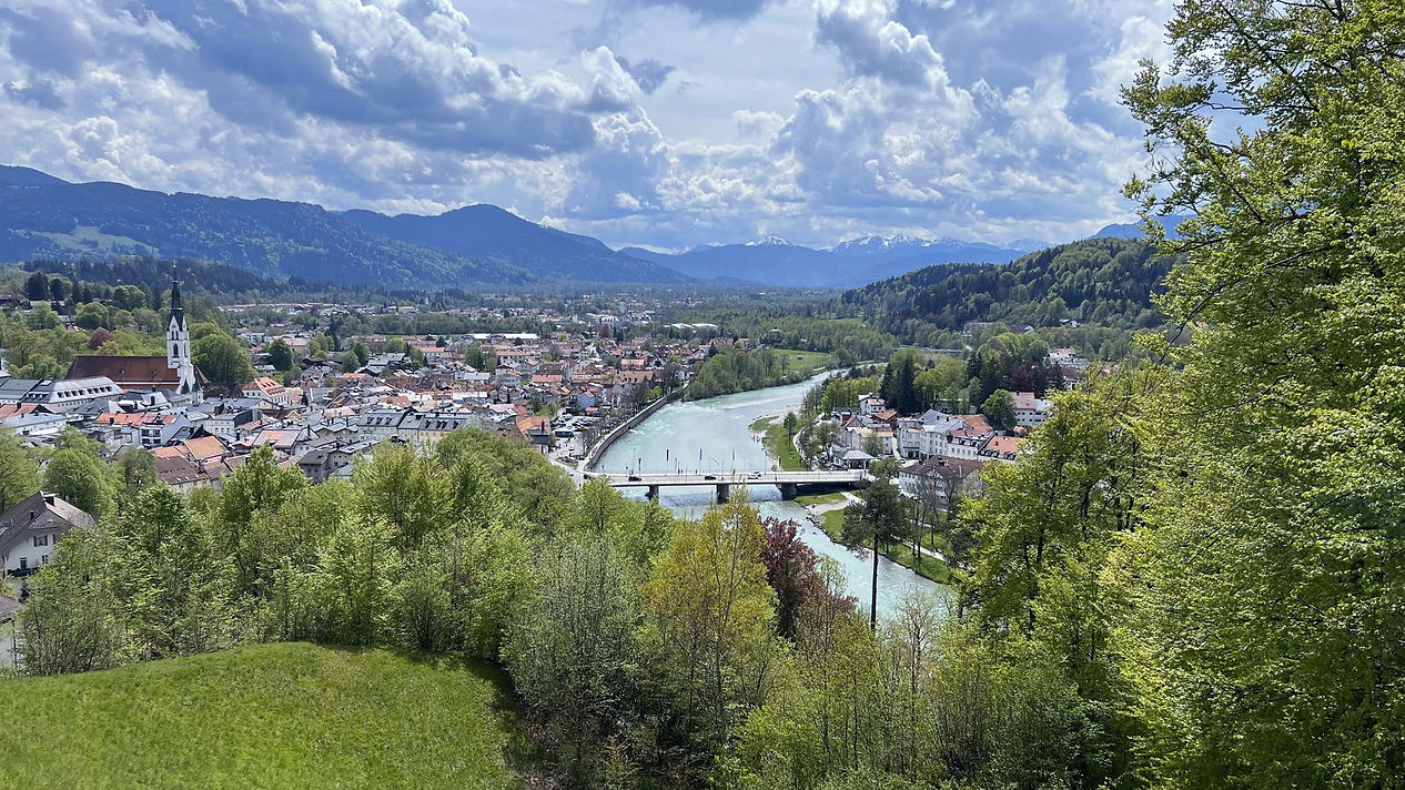 Kalvarienberg mit Blick auf Bad Tölz
