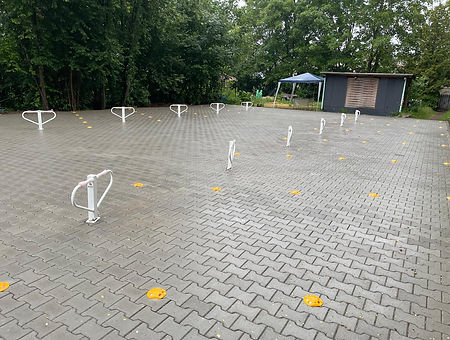 Pflasterung für Radabstellfläche