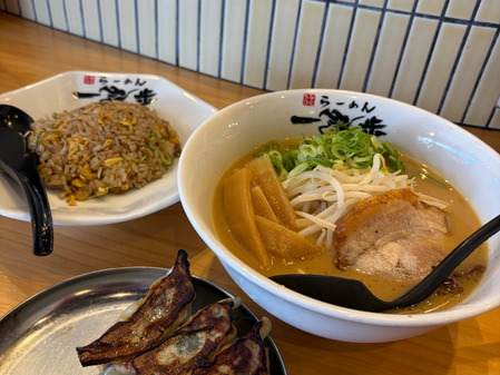 食事中に暑いのは苦手です。