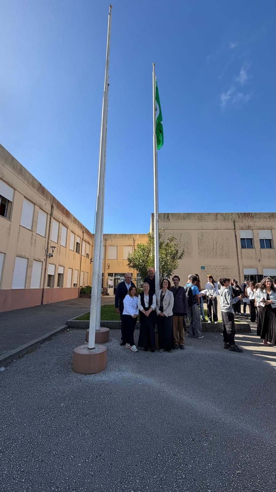 Dia Eco-Escolas - Hastear da bandeira na Escola Básica de Atouguia da Baleia