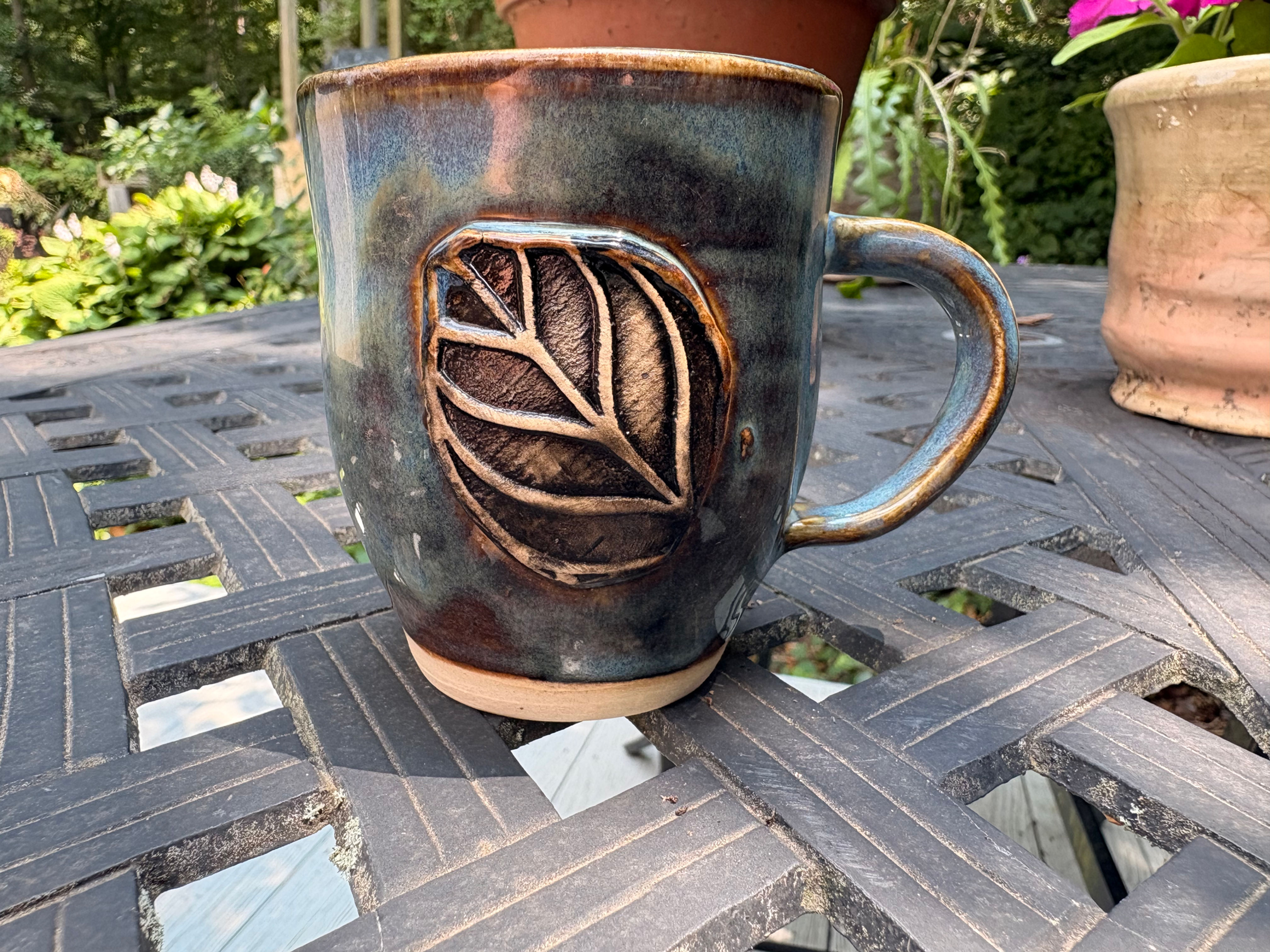 Cutie leaf mug 