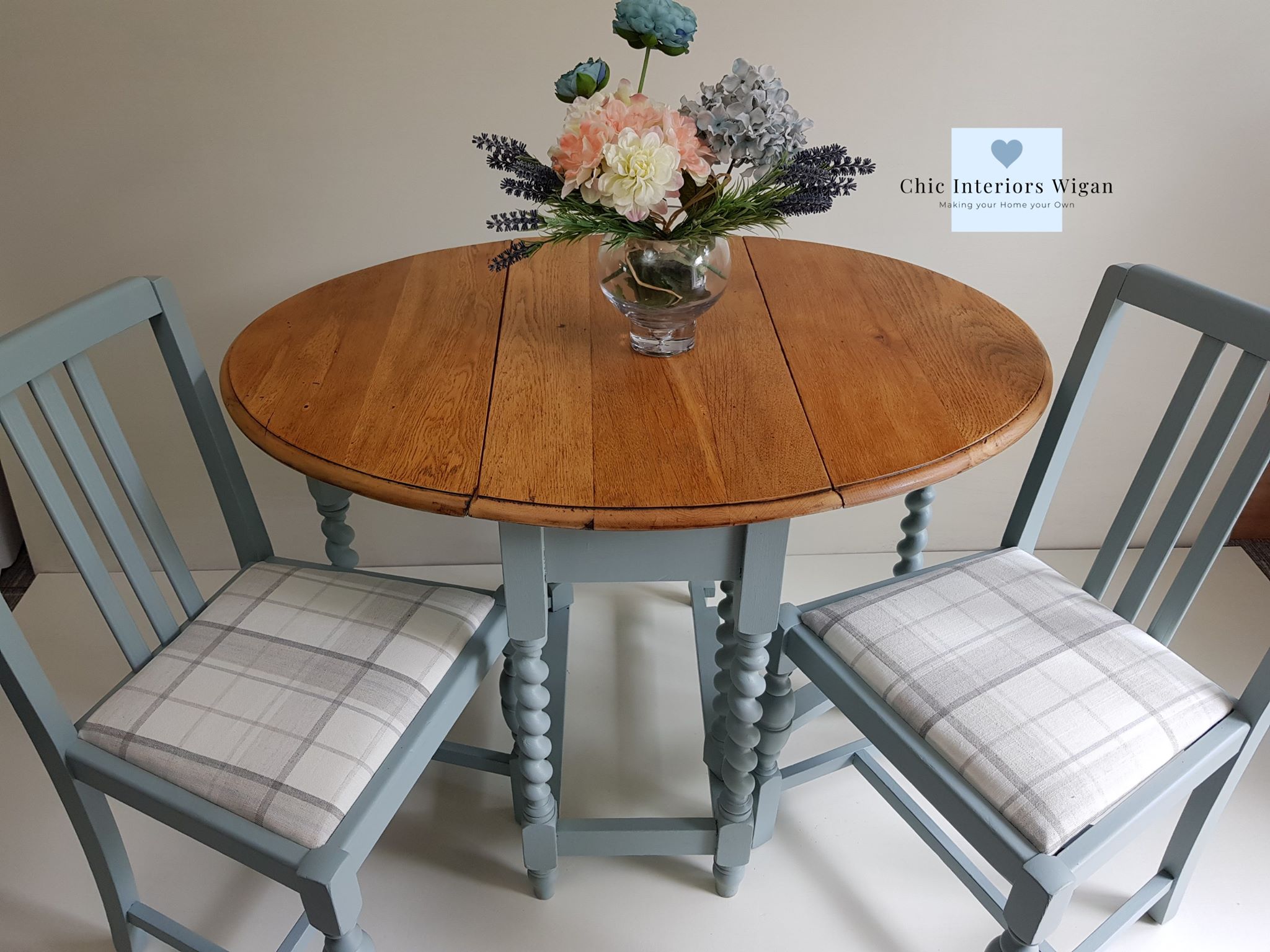 Gate leg table & chairs