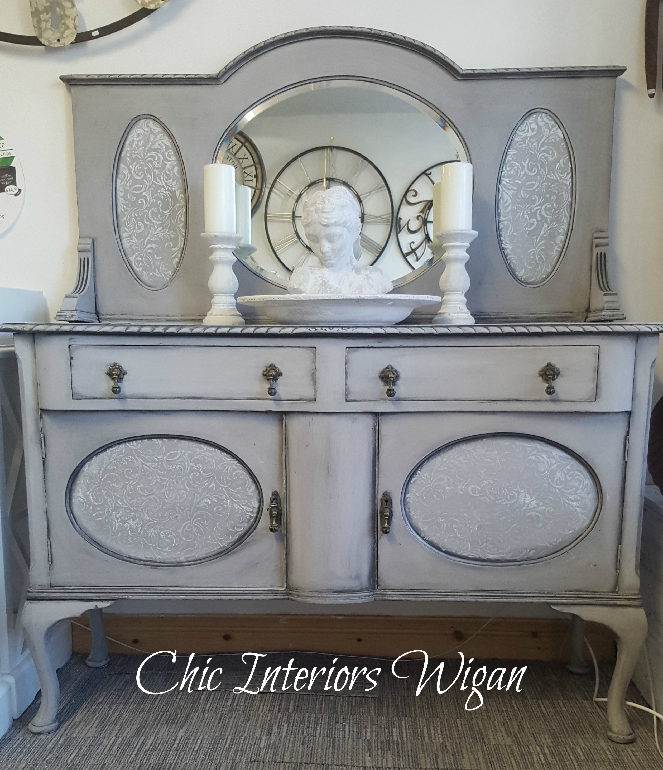 dresser