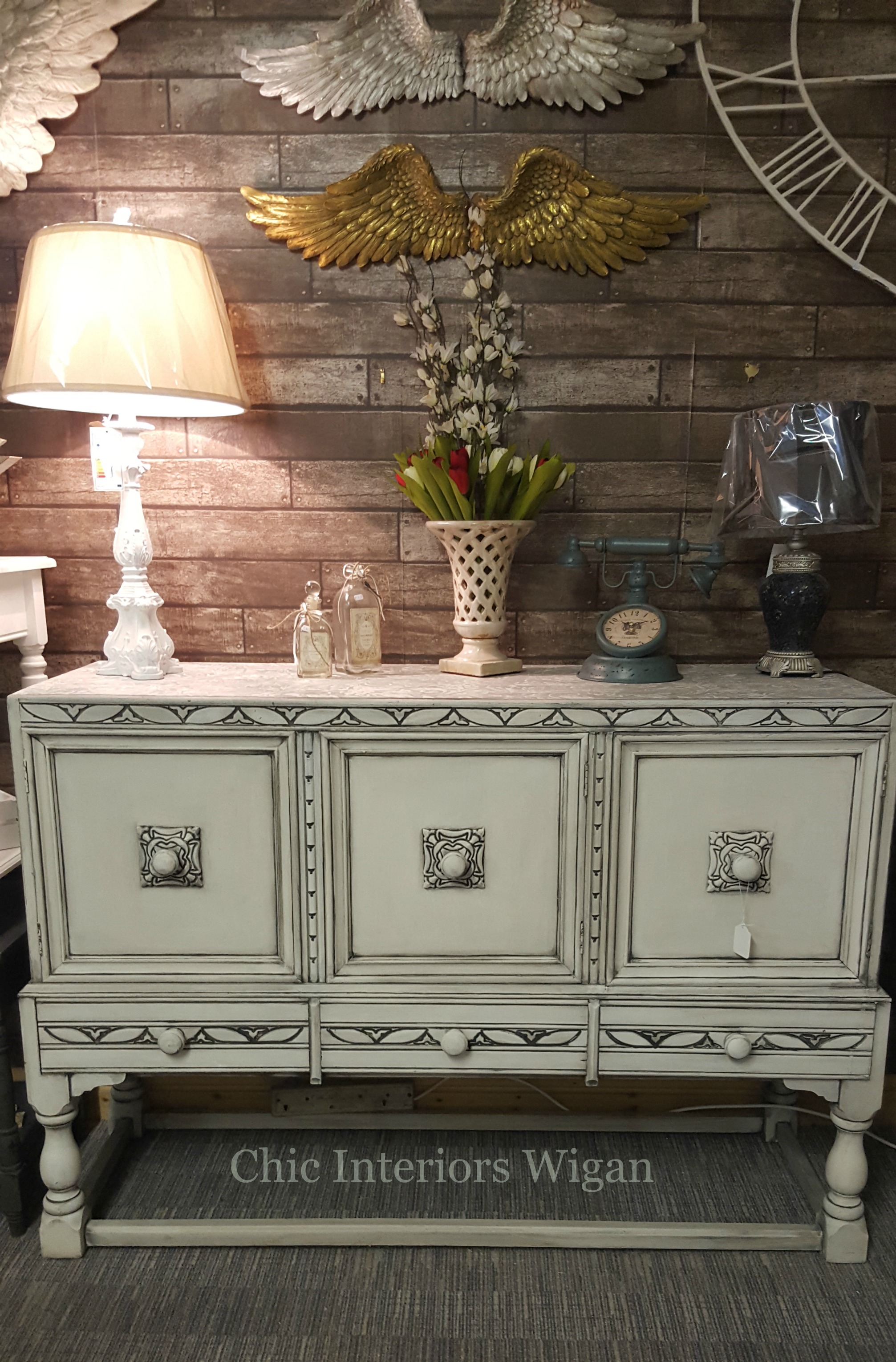 sideboard